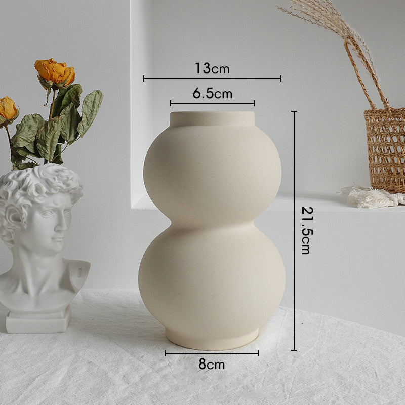 Simplicity Nordic Ceramic Vase – Minimalist Home & Art Decoration