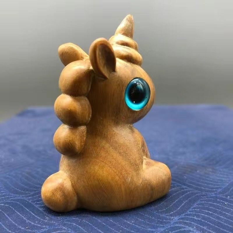Handcrafted Sandalwood & Ebony Cat Figurines – Minimalist Wooden Animal Ornaments Collection