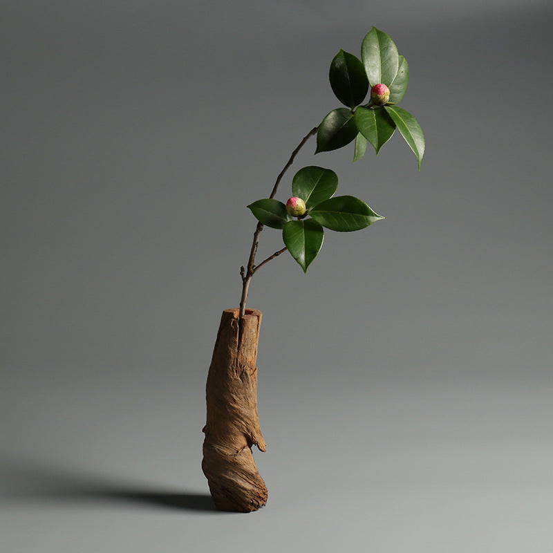 Flower Arrangement With Dead Wood Landscape Ornaments – Solid Wood Small Vase