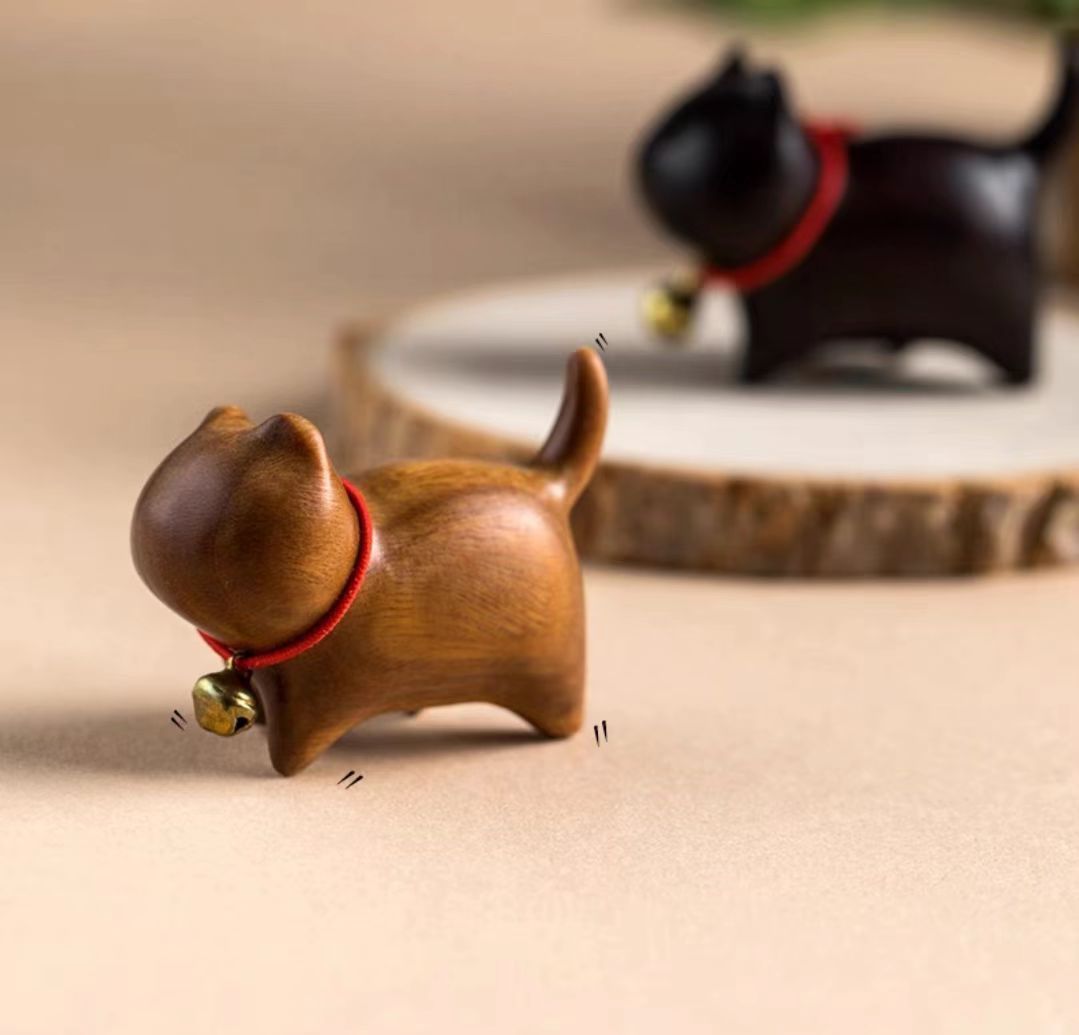 Handcrafted Sandalwood & Ebony Cat Figurines – Minimalist Wooden Animal Ornaments Collection
