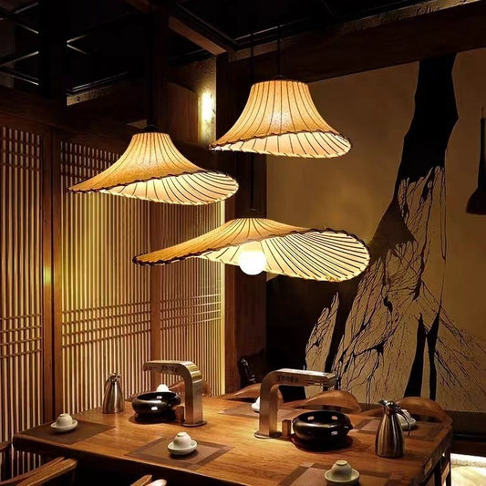 Japanese Lotus Pendant Lamp – Creative Straw Hat Design, Warm Light Ceiling Light for Restaurant, Tea Room & Bedroo.