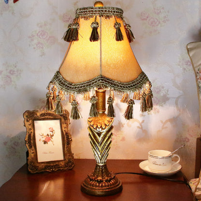 Ultra Lux Retro  Classical Lamp