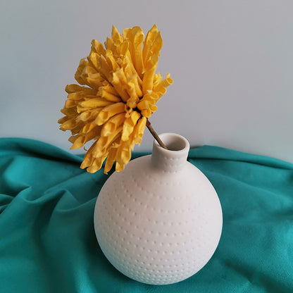 Handmade Simple INS Style White Porcelain Small Vase – Soft Home Decoration Ornament