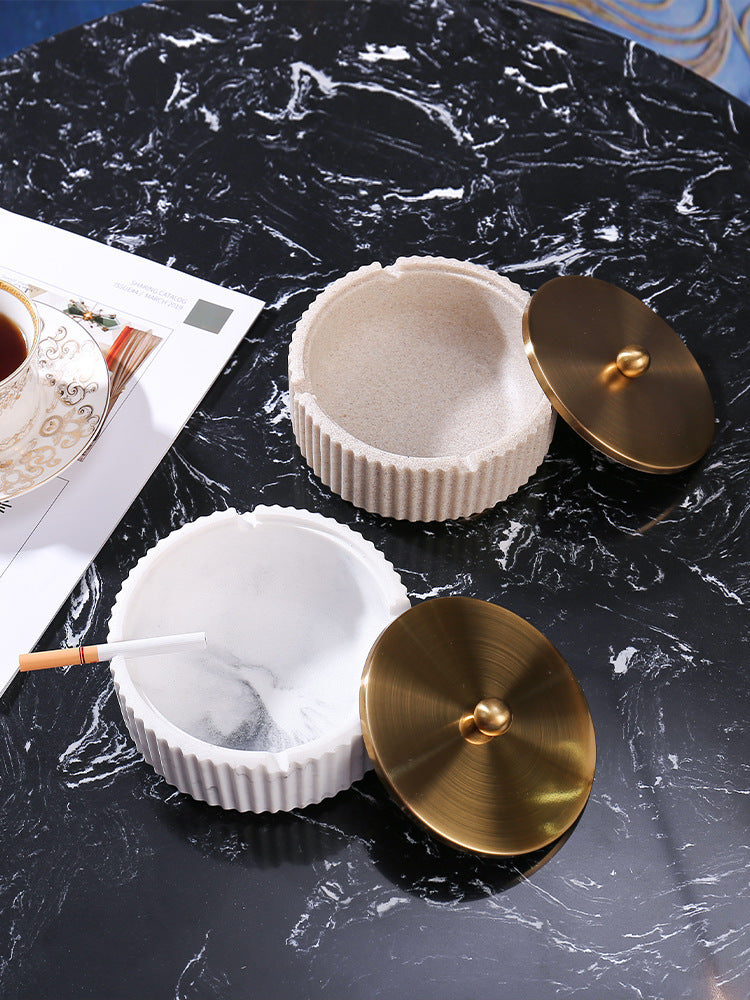 Luxury Living Room Cigarette Ashtrays