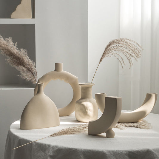 Simplicity Nordic Ceramic Vase – Minimalist Home & Art Decoration