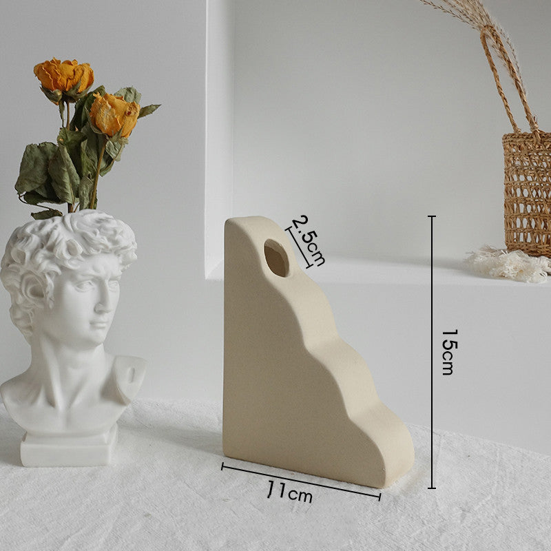 Simplicity Nordic Ceramic Vase – Minimalist Home & Art Decoration