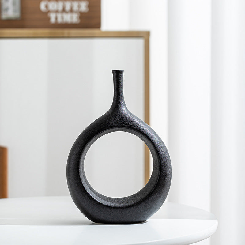 Modern Minimalist Ceramic Round Decoration