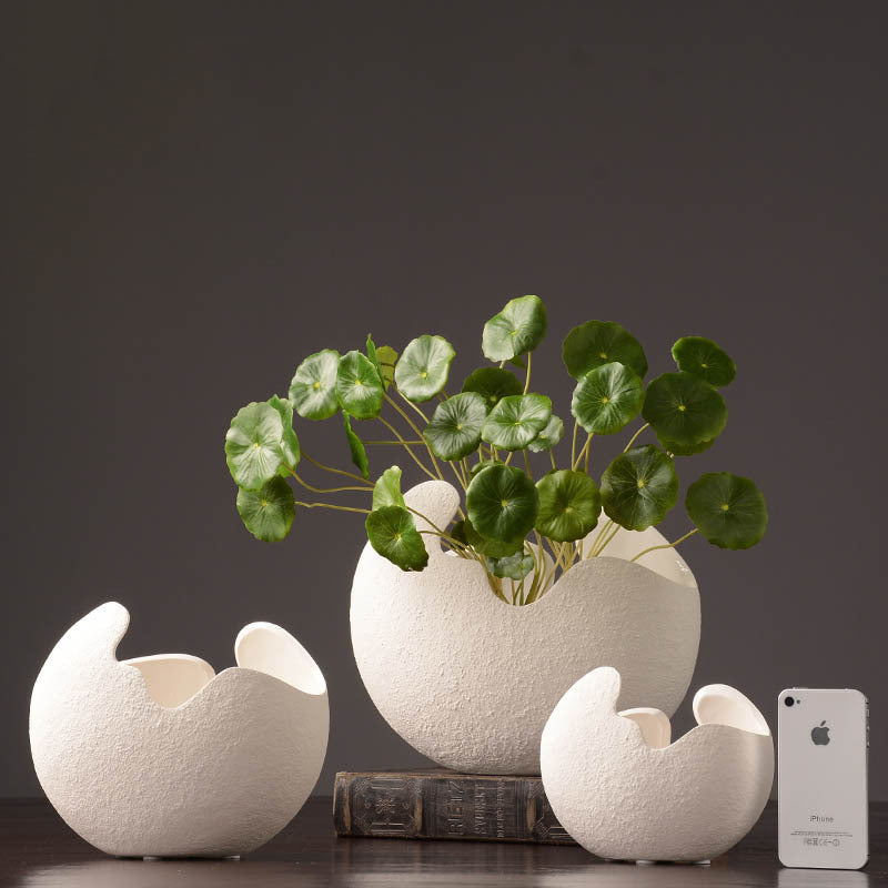 Luminelle Exclusive Minimal Ceramic Vase – Elegant & Special Design for Living Room & Study