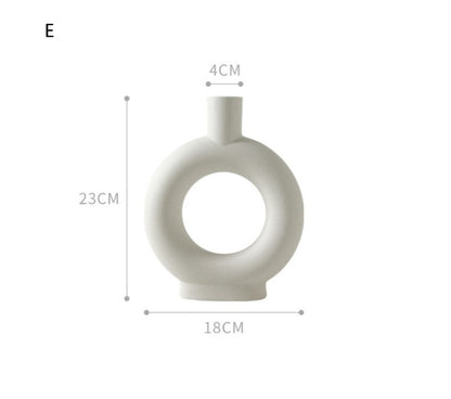 Artosia Nordic Ceramic Vase – Minimalist Home Decoration, Museum-Style Elegance