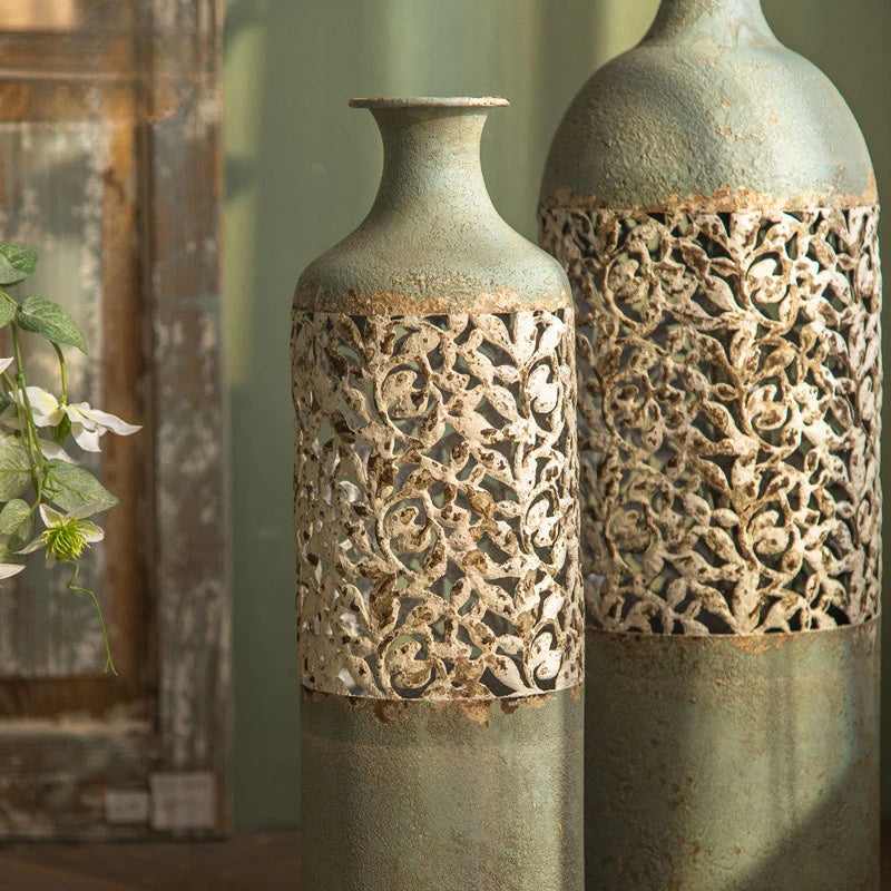 Artisano Pastoral Electroplated Metal Floor Vase – Retro Decorative Spray-Painted Vase for Flower Arrangements & Home Decor