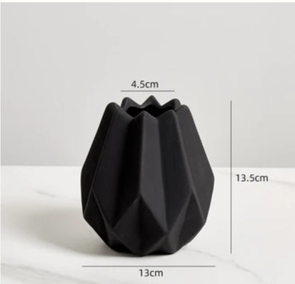Scandinavian-style decorative ceramic flower vase