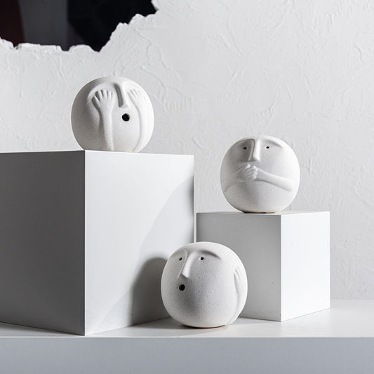 Liora Sanbao Resin Collection – Luxury Modern Table Ornaments with Three Wise Figures & Expression Boxes