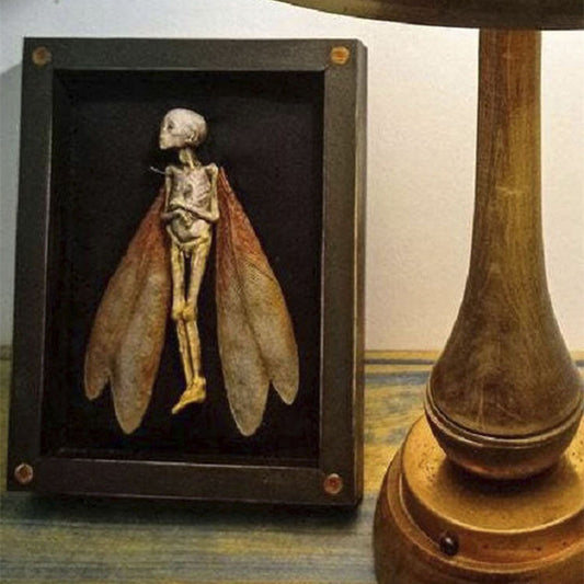 Cursed Dead Fairy Shadow Box – Handmade Wooden Halloween Decoration, 25x19cm Spooky Scene Ornament