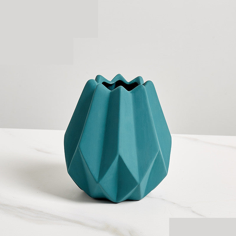 Scandinavian-style decorative ceramic flower vase