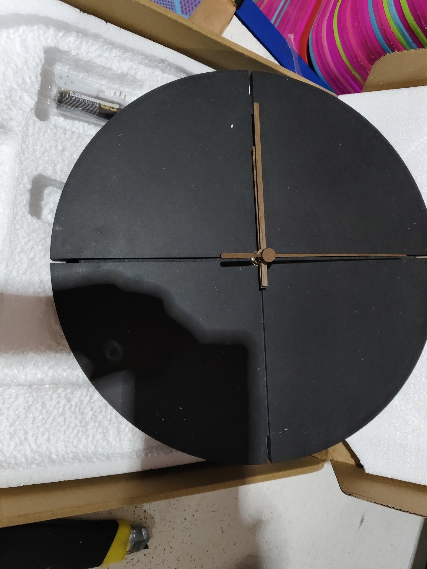 Chronora Modern Minimalist Black Clock – Round & Square Wall Decor