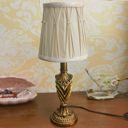 Ultra Lux Retro  Classical Lamp